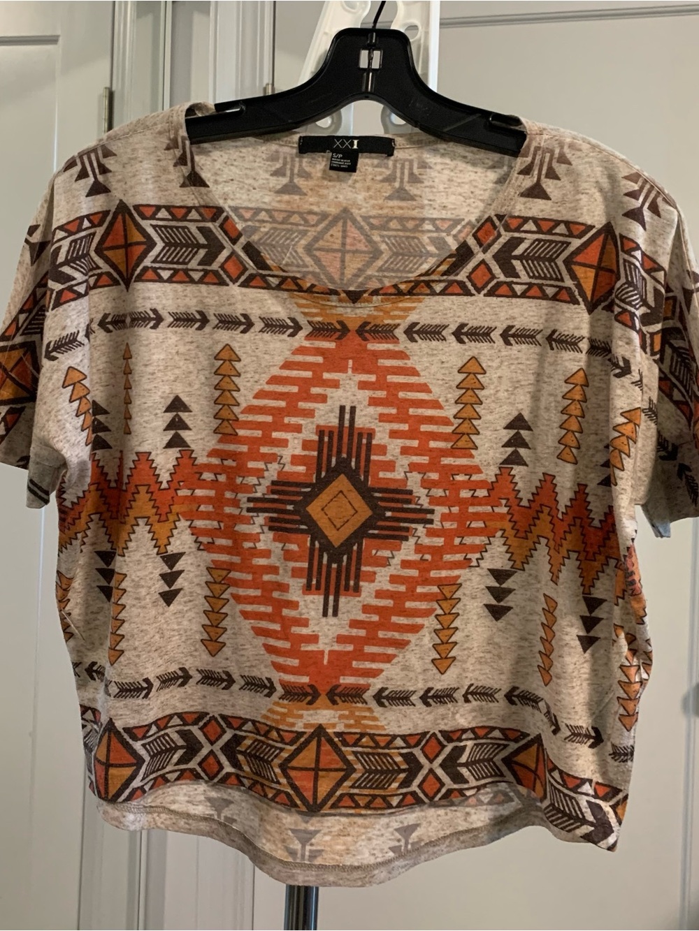 XXI Beige Crop Top with Orange & Brown Aztec, Southwestern Print Sz Small